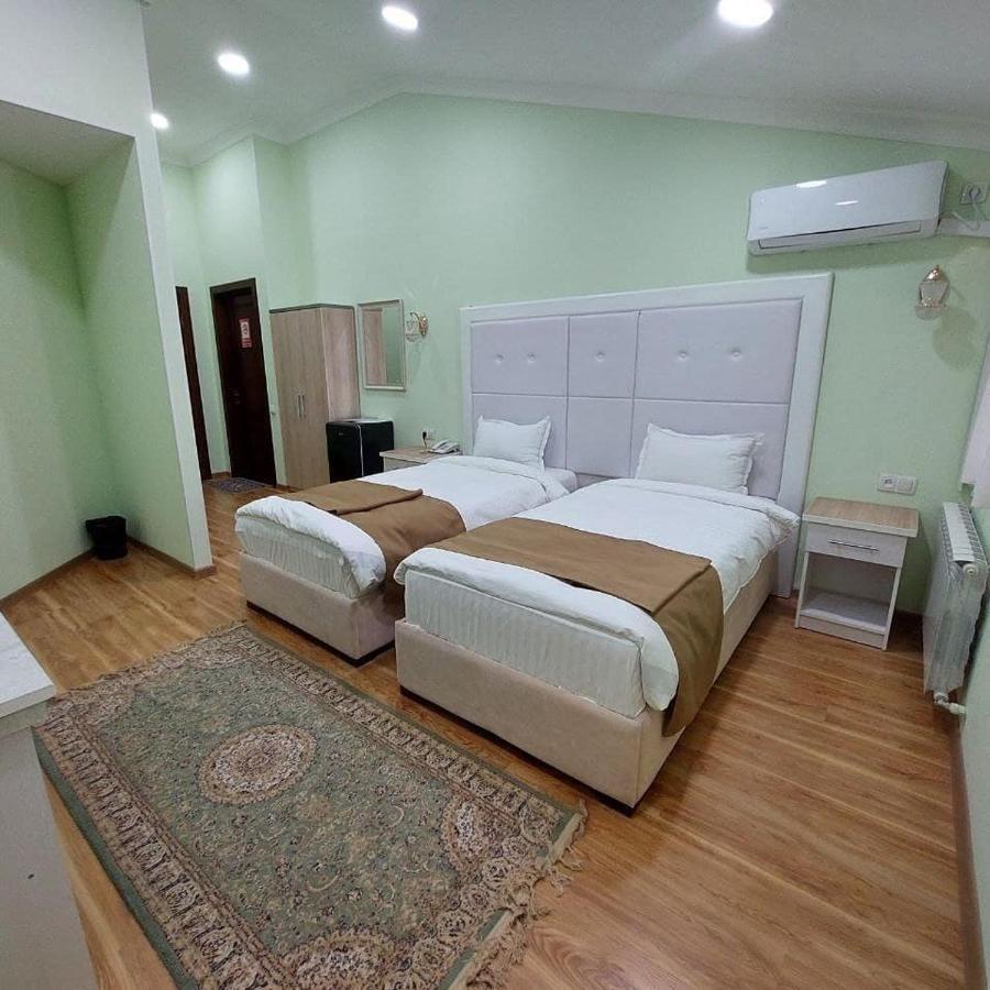 Queens 2 Hotel Ташкент Екстериор снимка