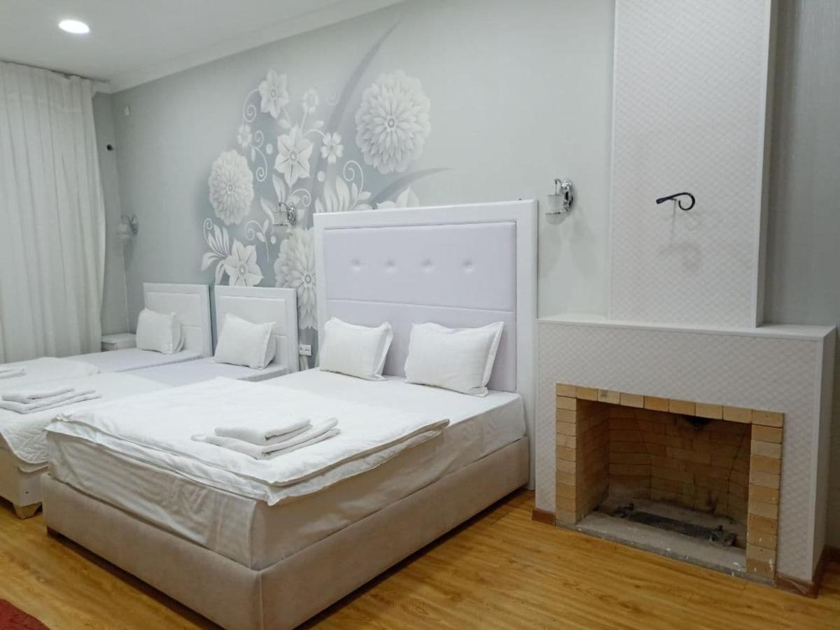 Queens 2 Hotel Ташкент Екстериор снимка