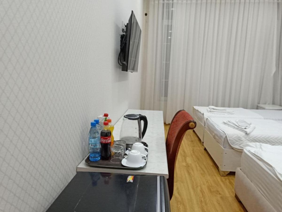 Queens 2 Hotel Ташкент Екстериор снимка
