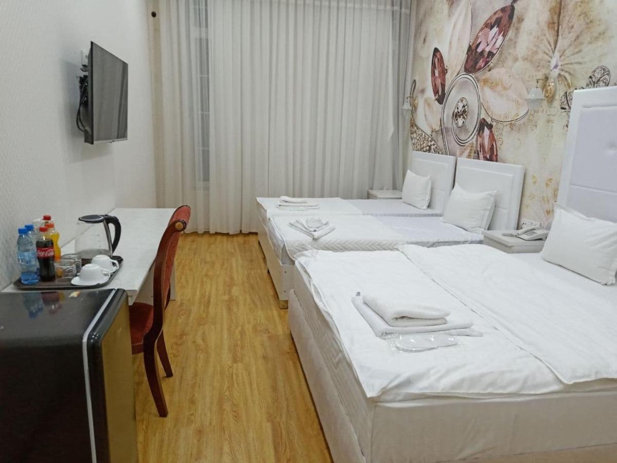 Queens 2 Hotel Ташкент Екстериор снимка