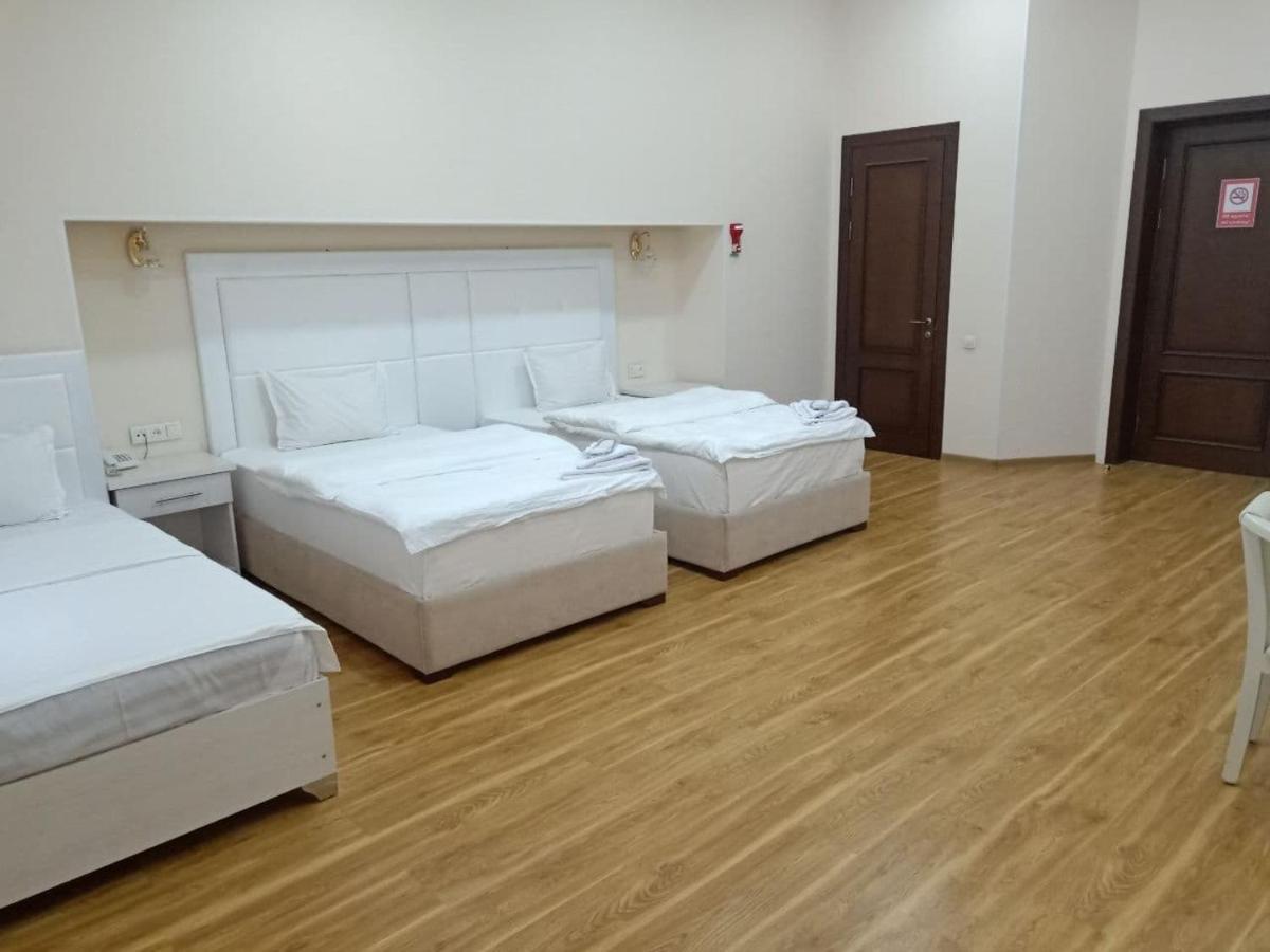 Queens 2 Hotel Ташкент Екстериор снимка