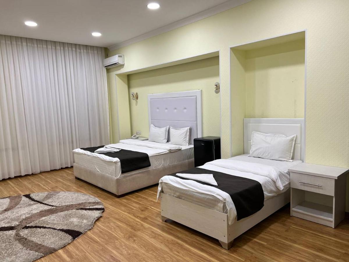 Queens 2 Hotel Ташкент Екстериор снимка