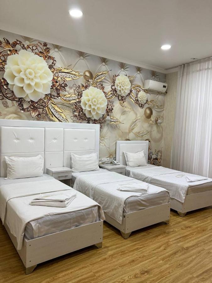 Queens 2 Hotel Ташкент Екстериор снимка